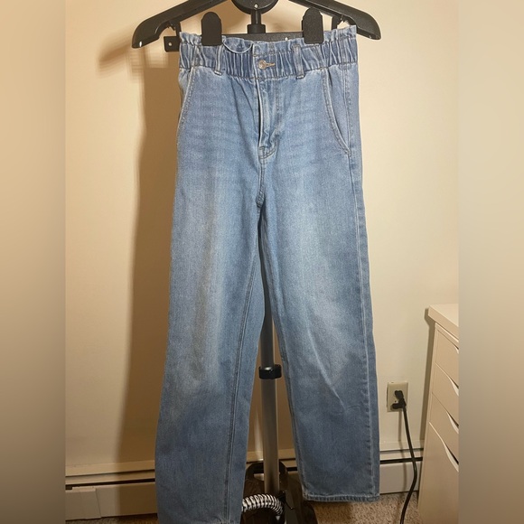 American Eagle Outfitters Denim - American Eagle - Women’s Highest Rise Paper Bag Mom Jeans - Size 2 Short